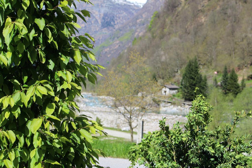 Myverzasca Resort Casa Rossa Brione  Exterior photo