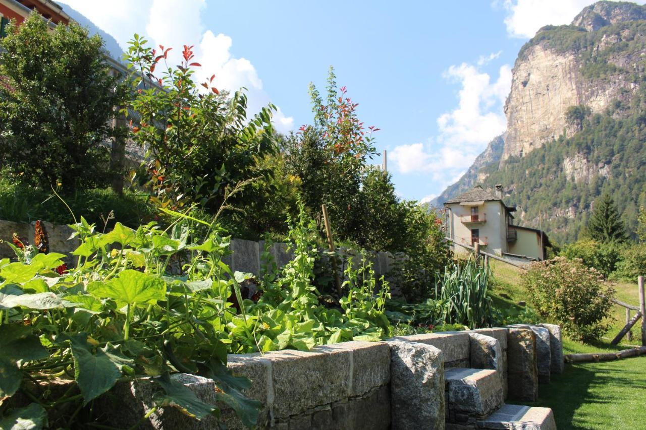 Myverzasca Resort Casa Rossa Brione  Exterior photo